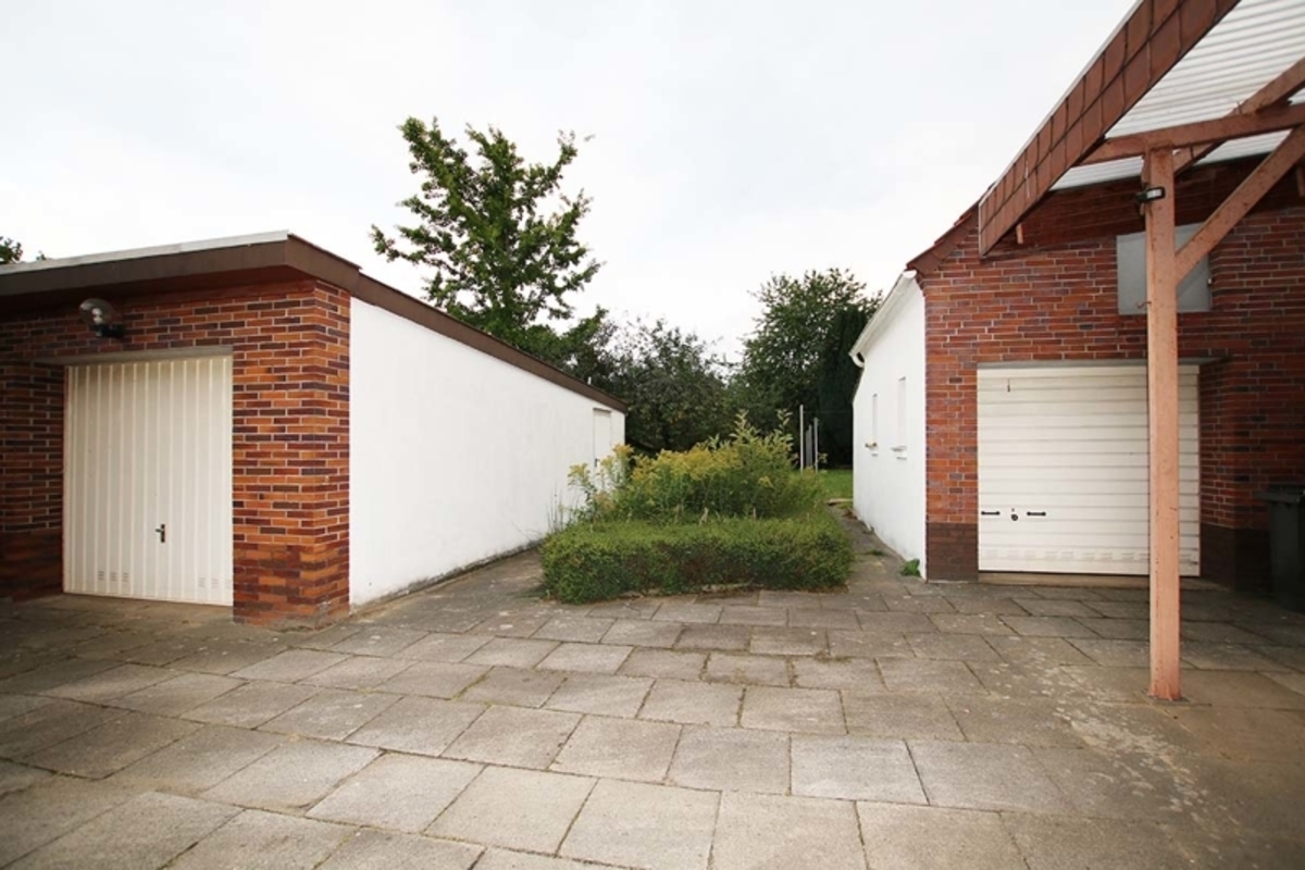 Innenhof_Garage