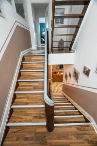 Treppe zum Obergeschoss
